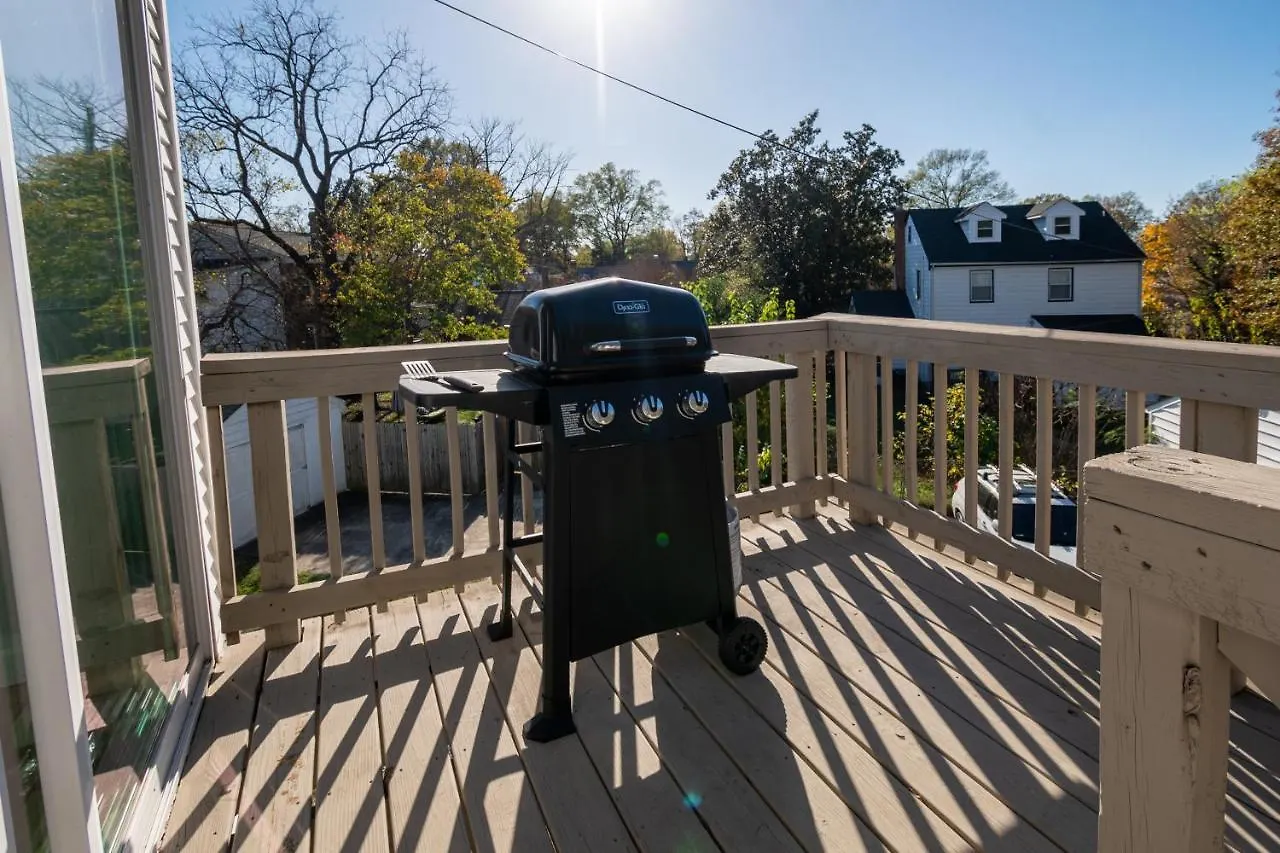 Apartment Contemporary 3-Bedroom Home With Balcony In Rva Richmond