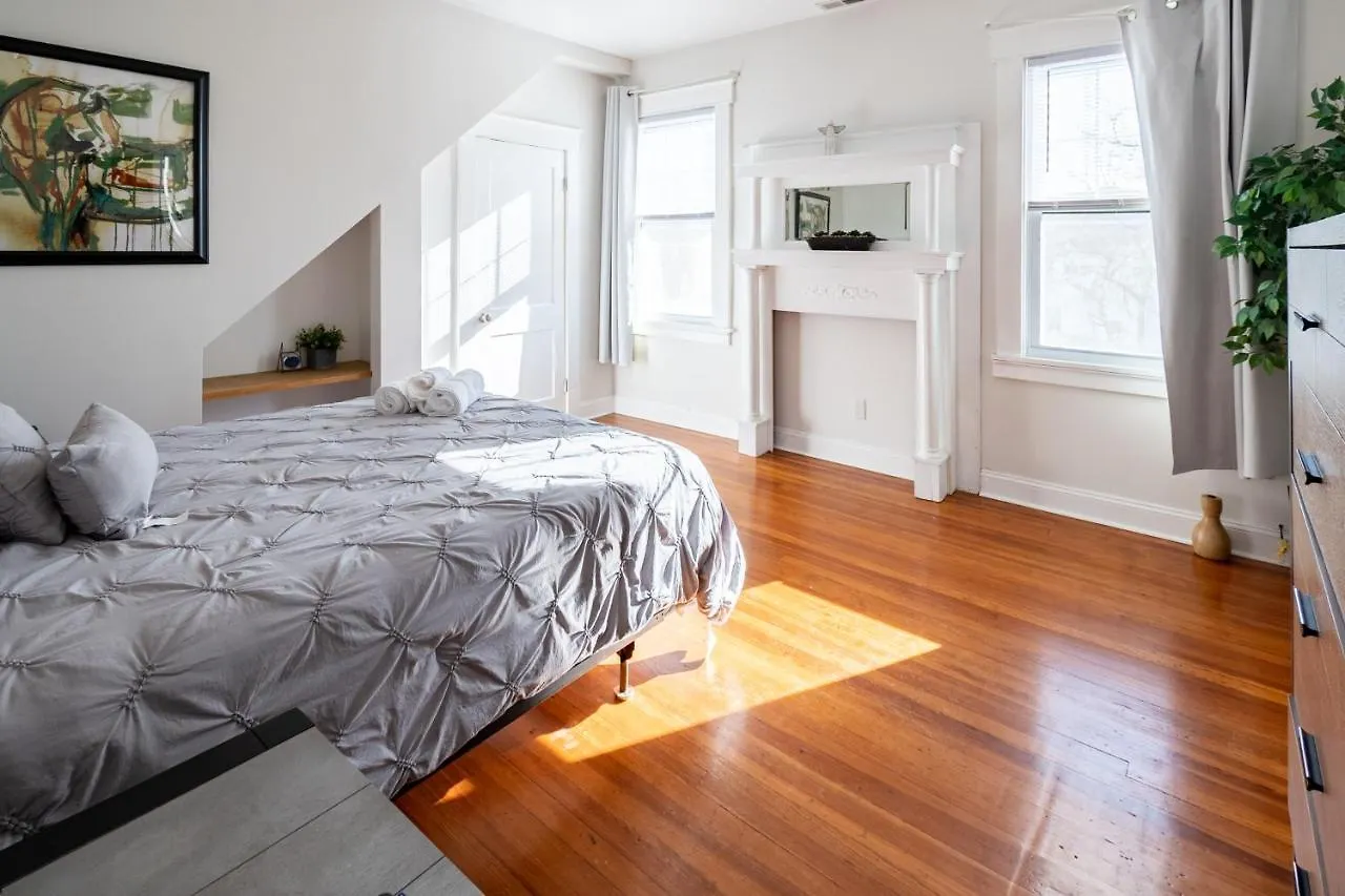 아파트 Contemporary 3-Bedroom Home With Balcony In Rva 리치먼드